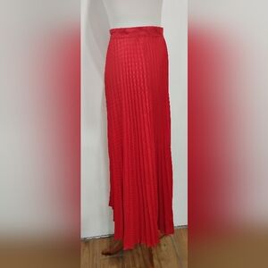 FULL RED PLEATED MIDI SKIRT